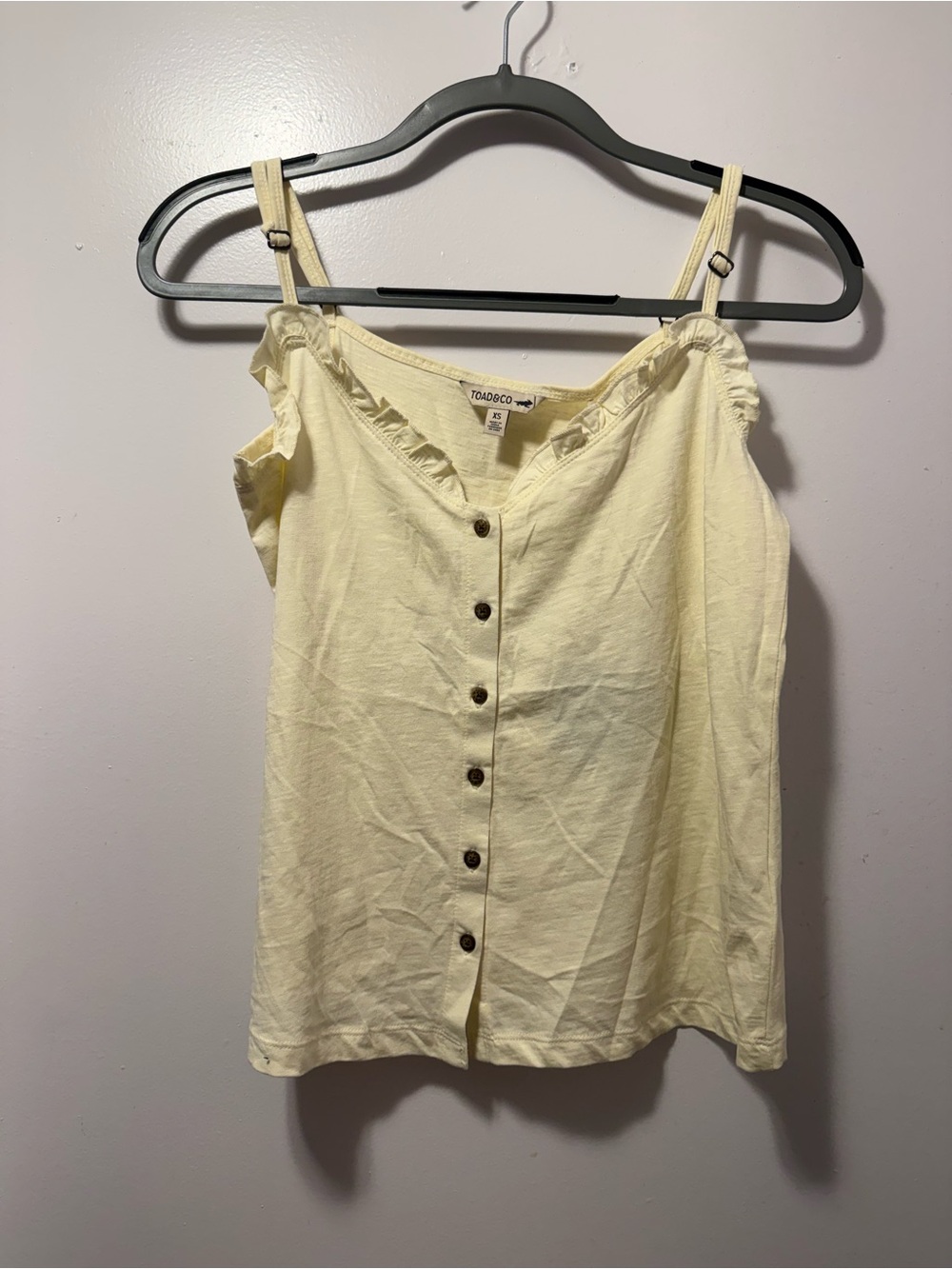 Toad&Co off white Button-Front Ruffle tank top